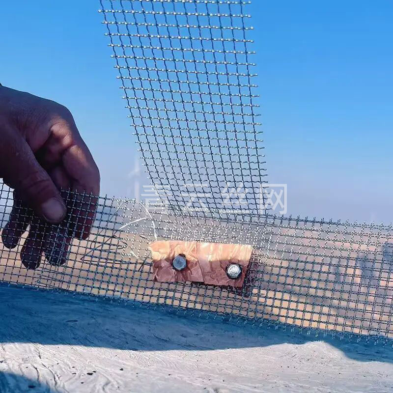 ���304�����������